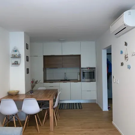 Apartment Vila Romana *